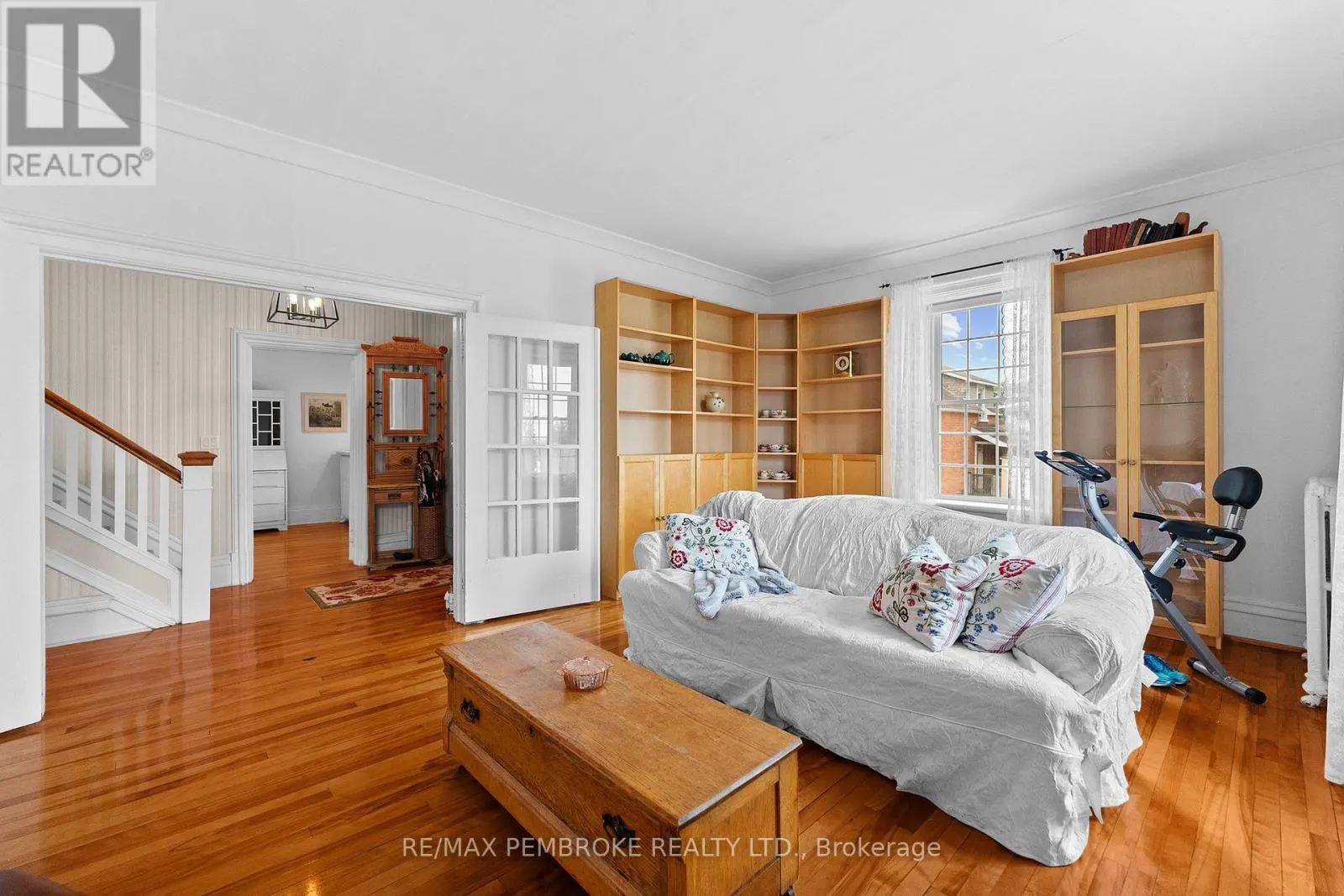 233 CATHERINE STREET
