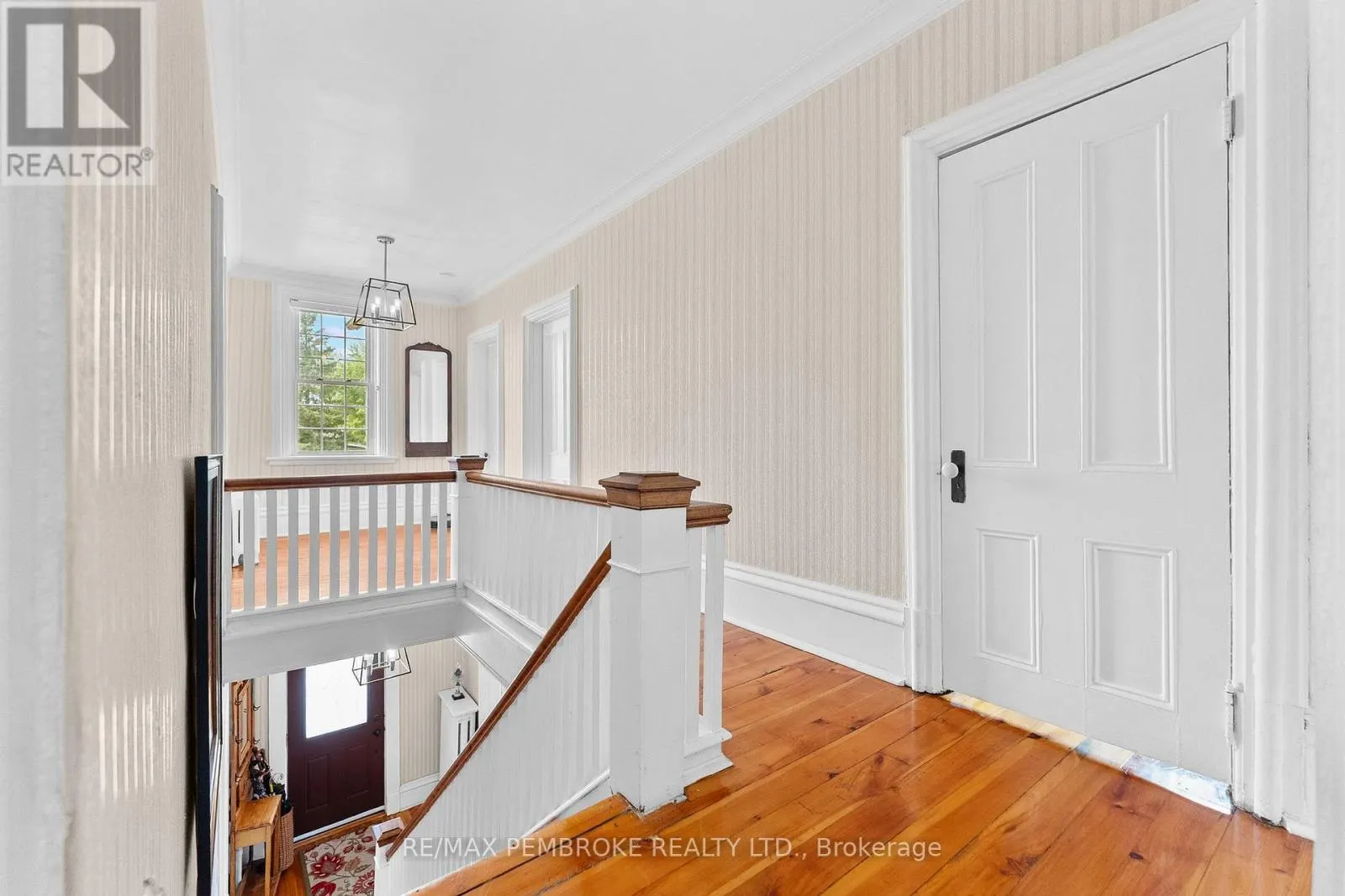 233 CATHERINE STREET