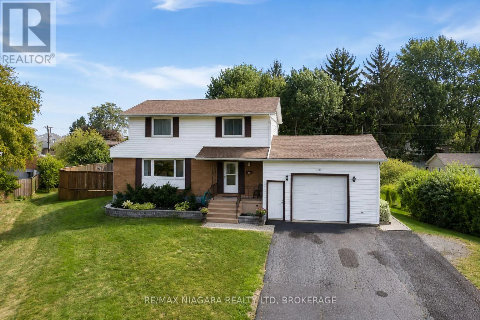 28 THORNCREST ROAD