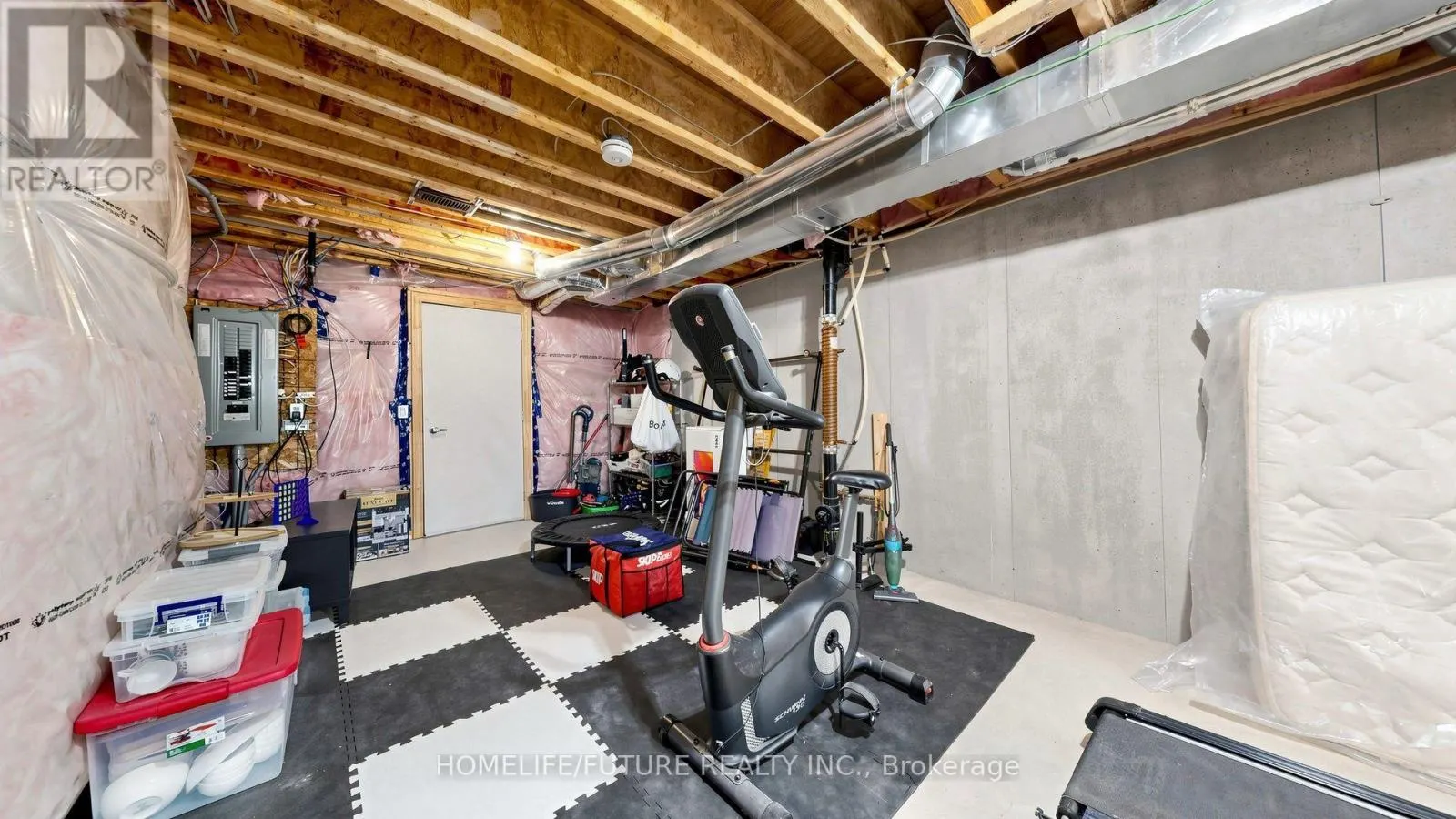 184 HUNTINGFORD TRAIL