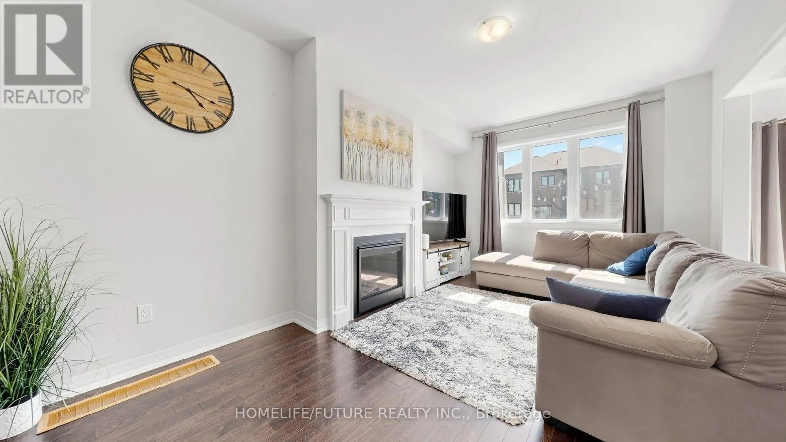 184 HUNTINGFORD TRAIL