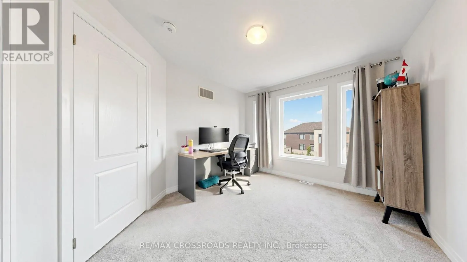 184 HUNTINGFORD TRAIL