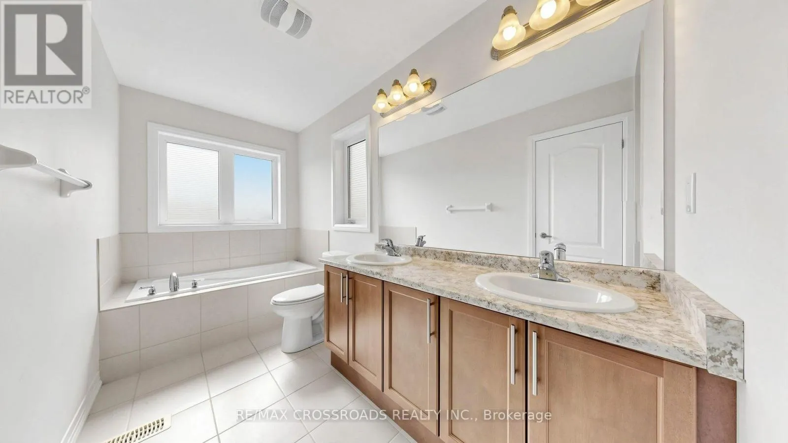 184 HUNTINGFORD TRAIL