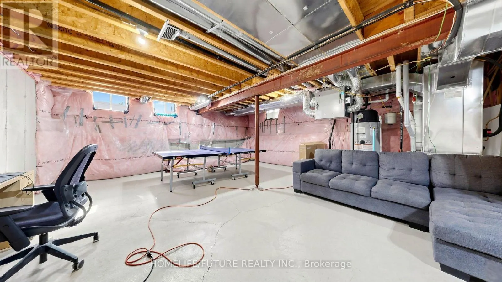184 HUNTINGFORD TRAIL