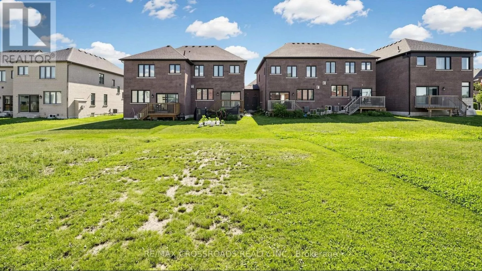 184 HUNTINGFORD TRAIL
