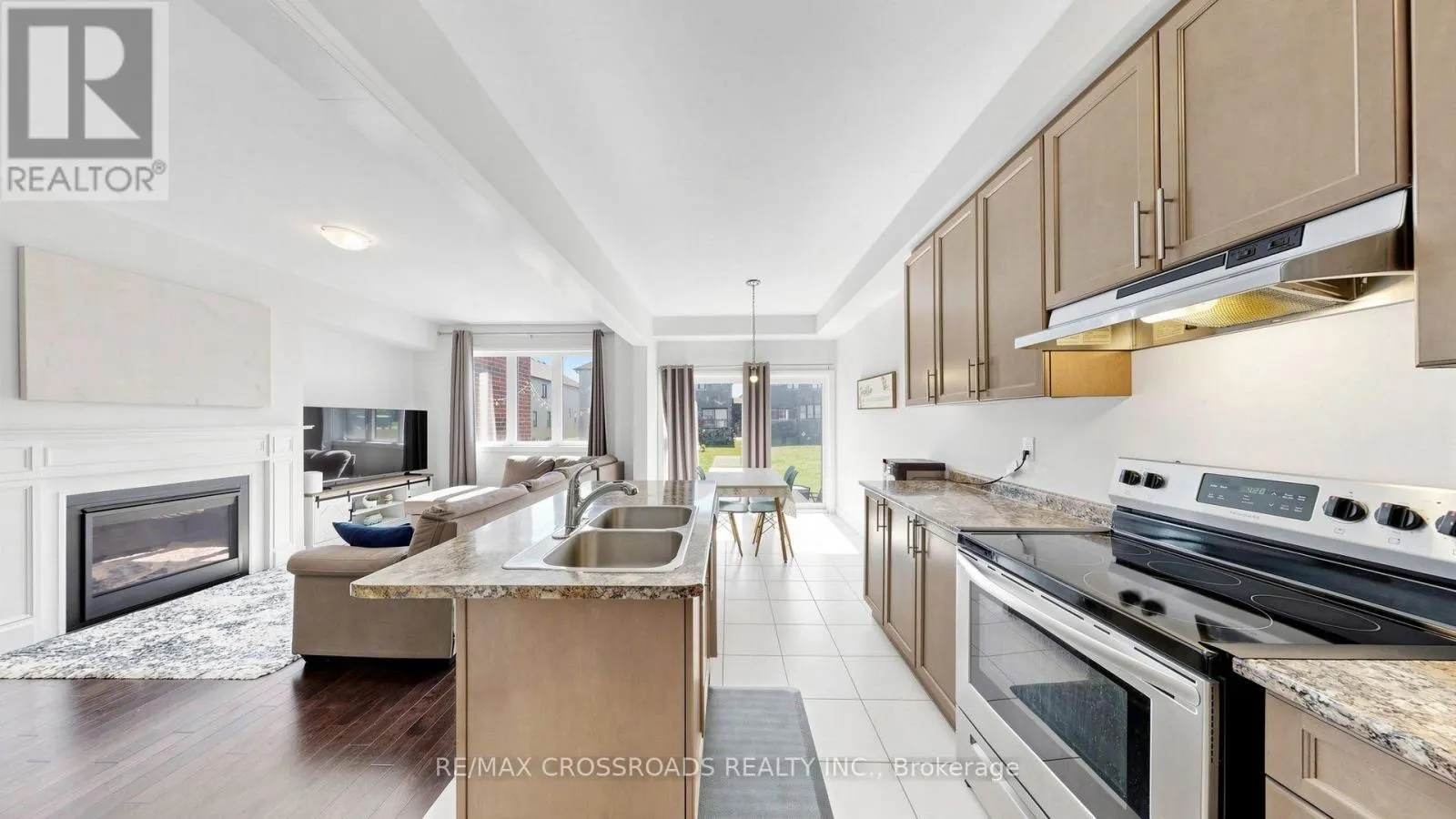 184 HUNTINGFORD TRAIL