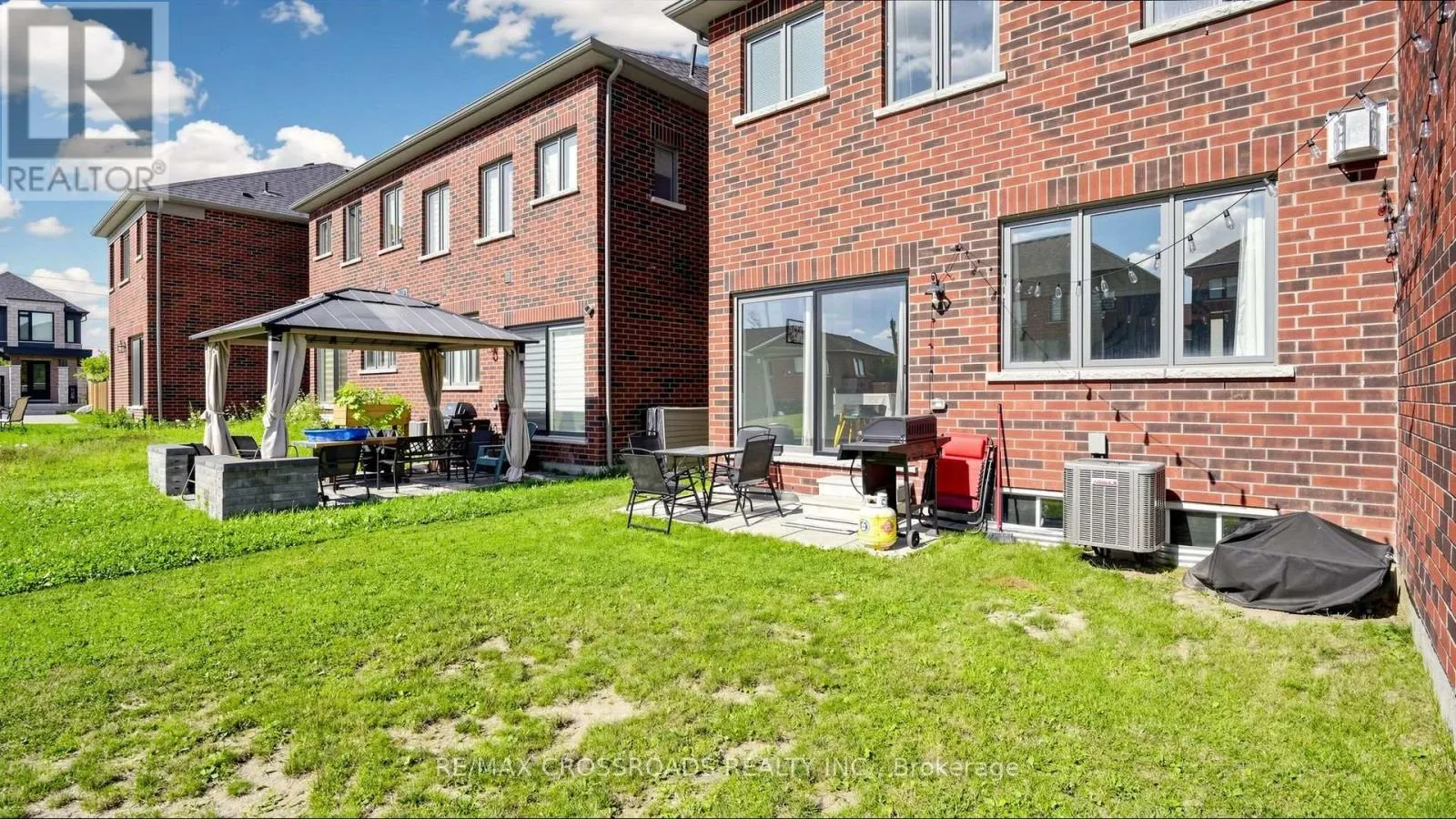 184 HUNTINGFORD TRAIL