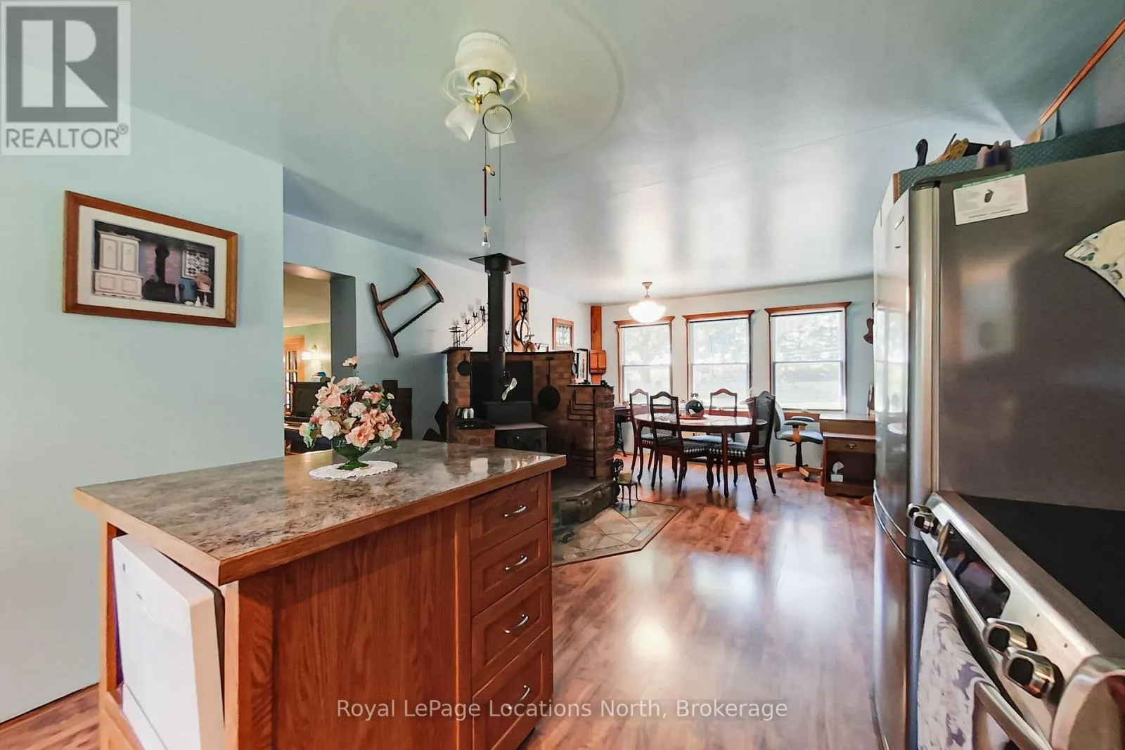 826298 MULMUR NOTTAWASAGA TOWNLINE LINE W