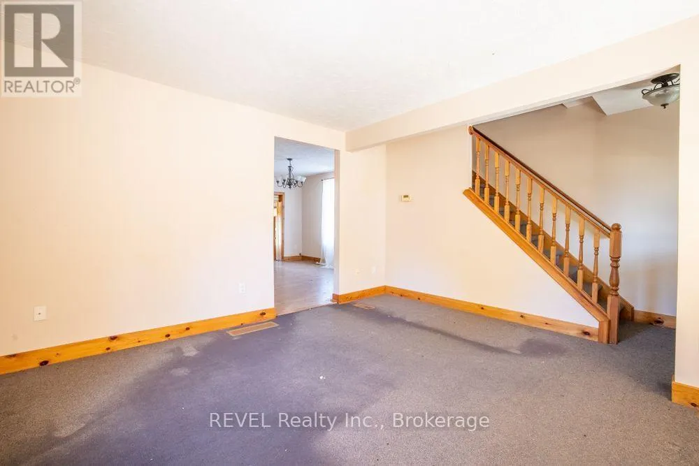 2277 RIDGEMOUNT ROAD