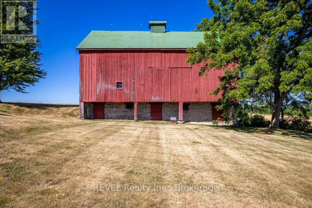 2277 RIDGEMOUNT ROAD