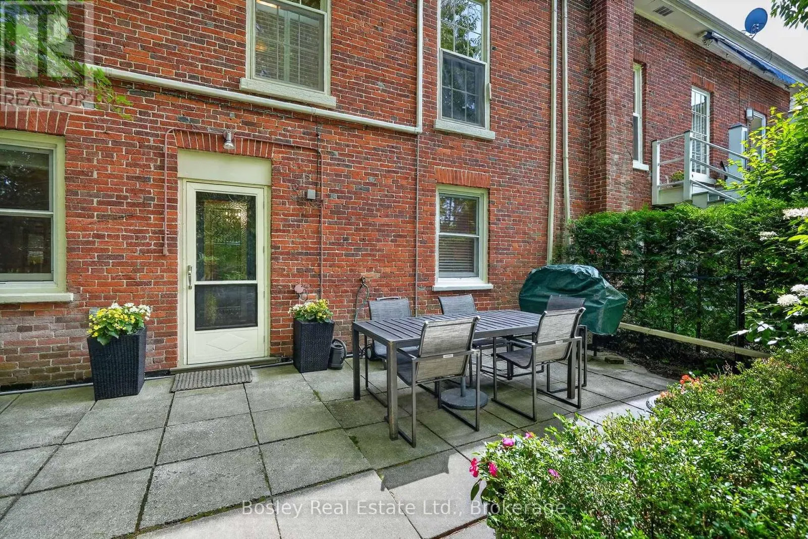 4 BALDWIN STREET