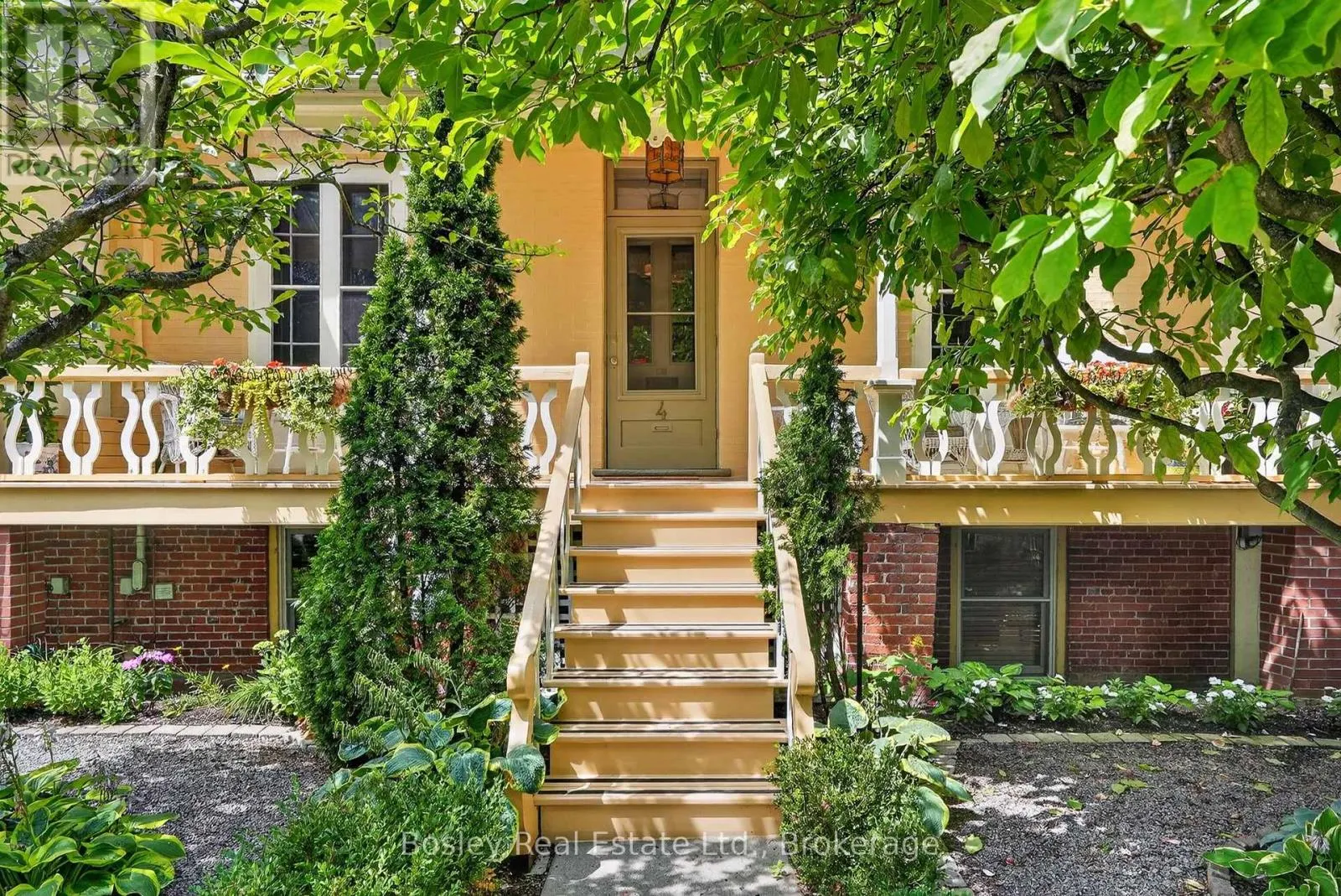 4 BALDWIN STREET