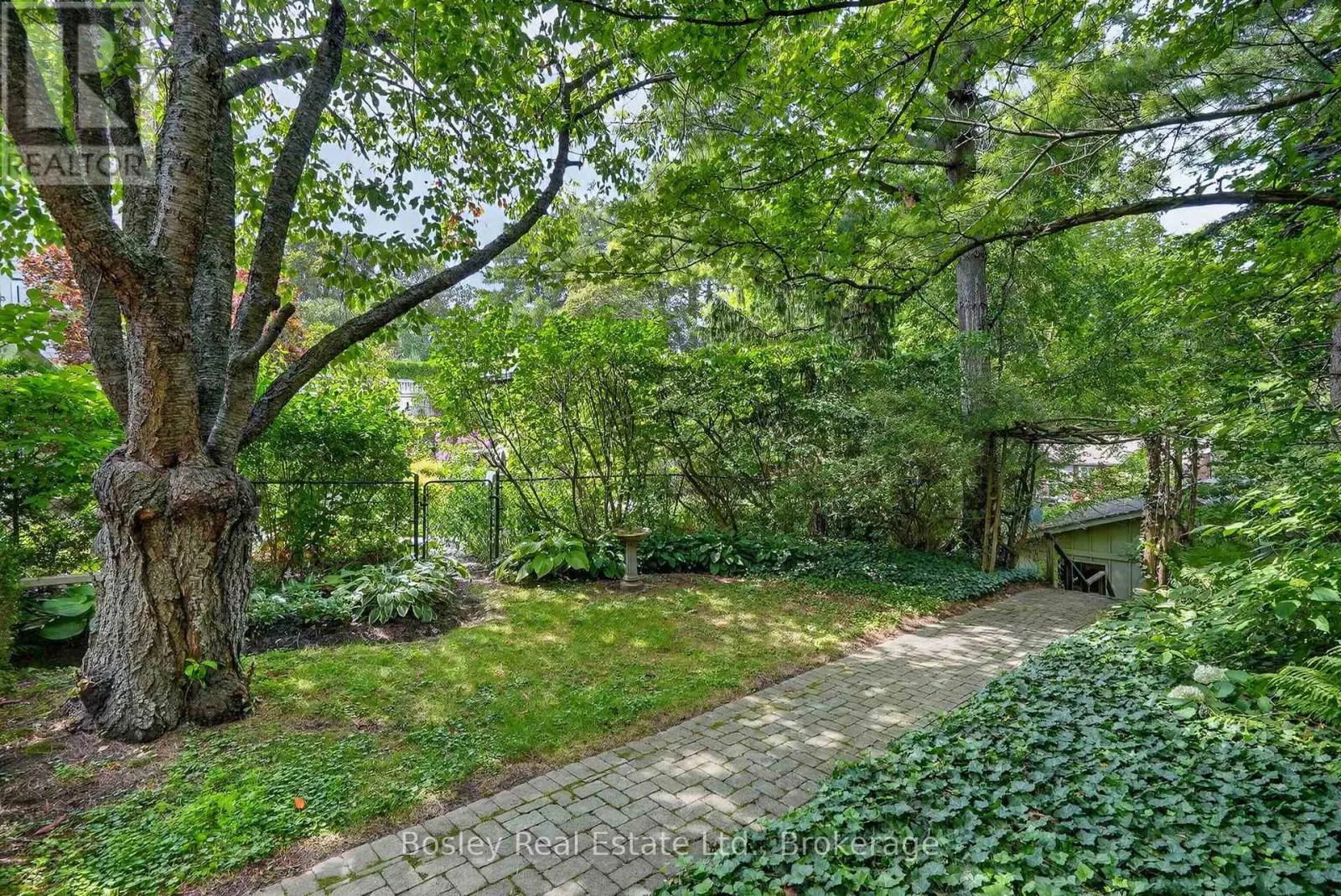 4 BALDWIN STREET