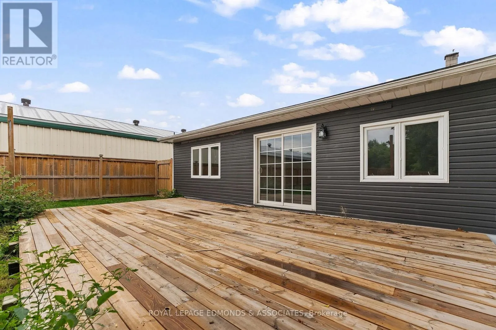 311 JULIEN STREET