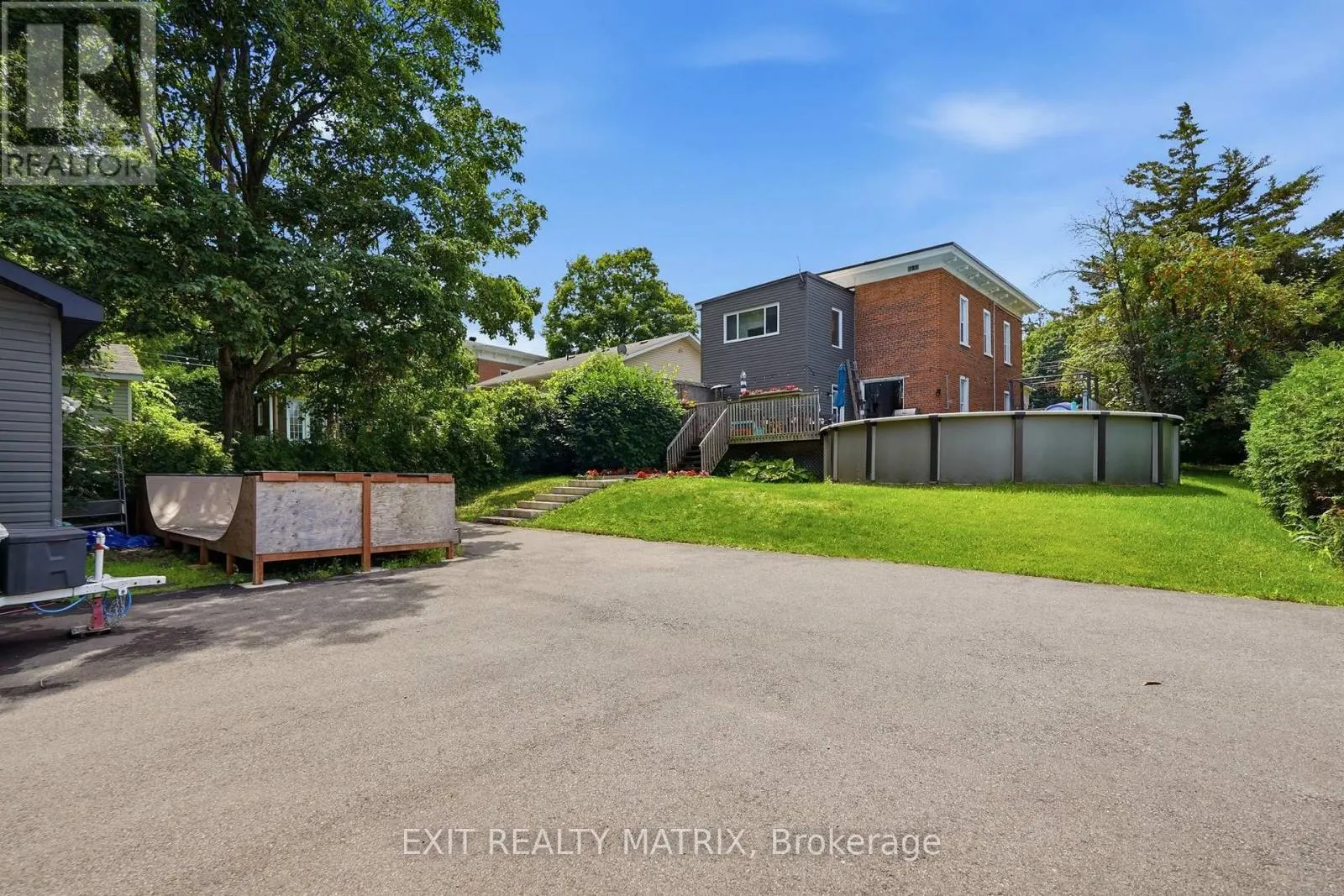 89 GROUT STREET