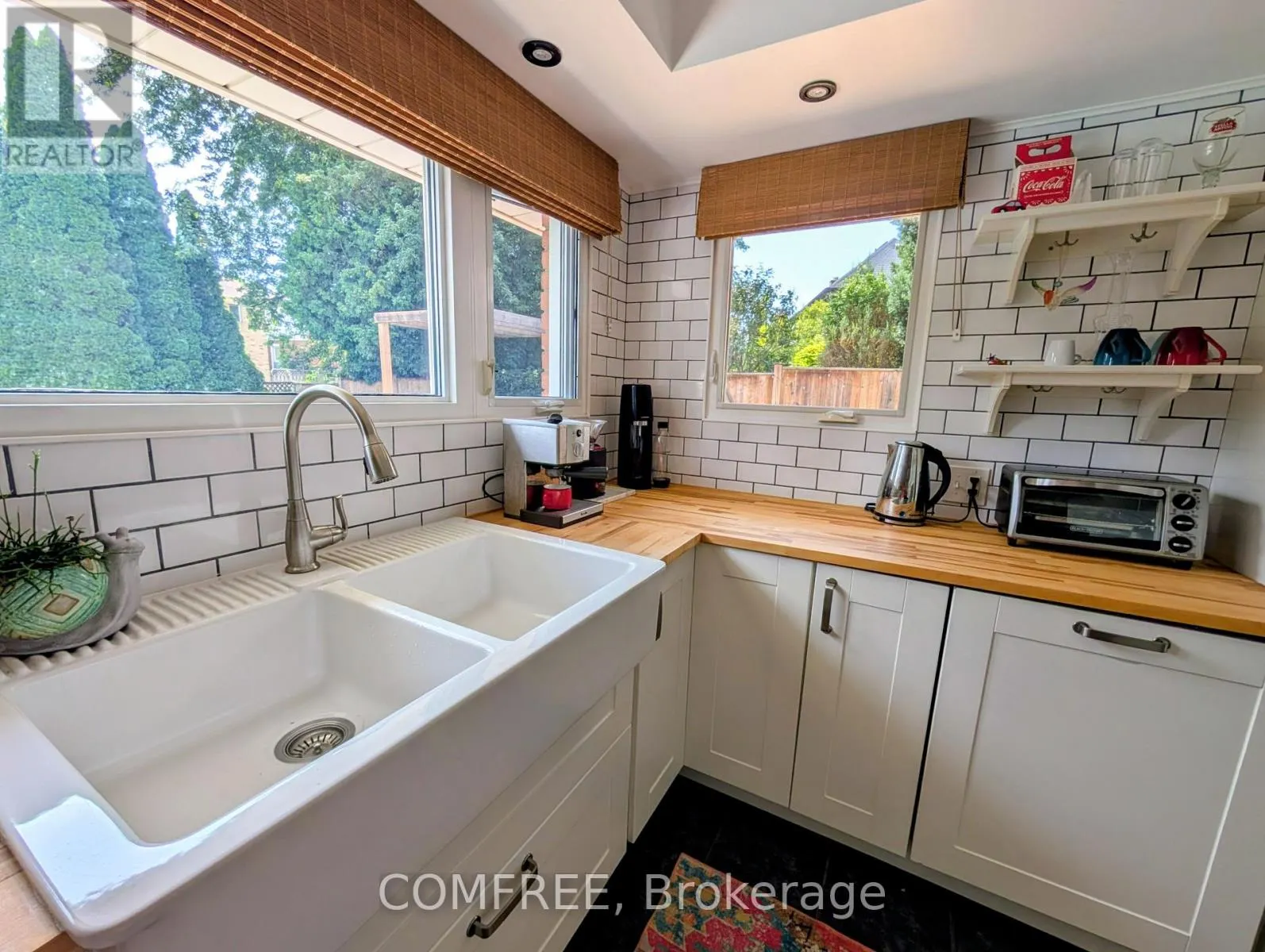 12 MILLBRIDGE CRESCENT