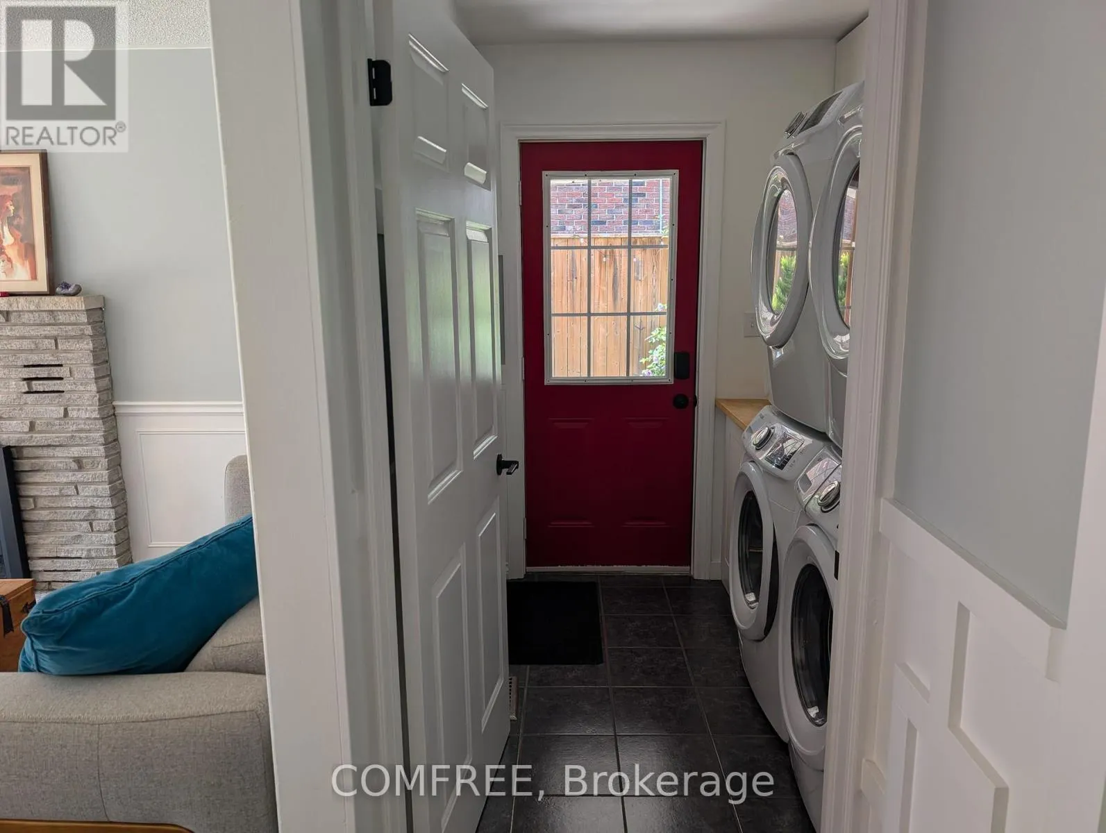 12 MILLBRIDGE CRESCENT