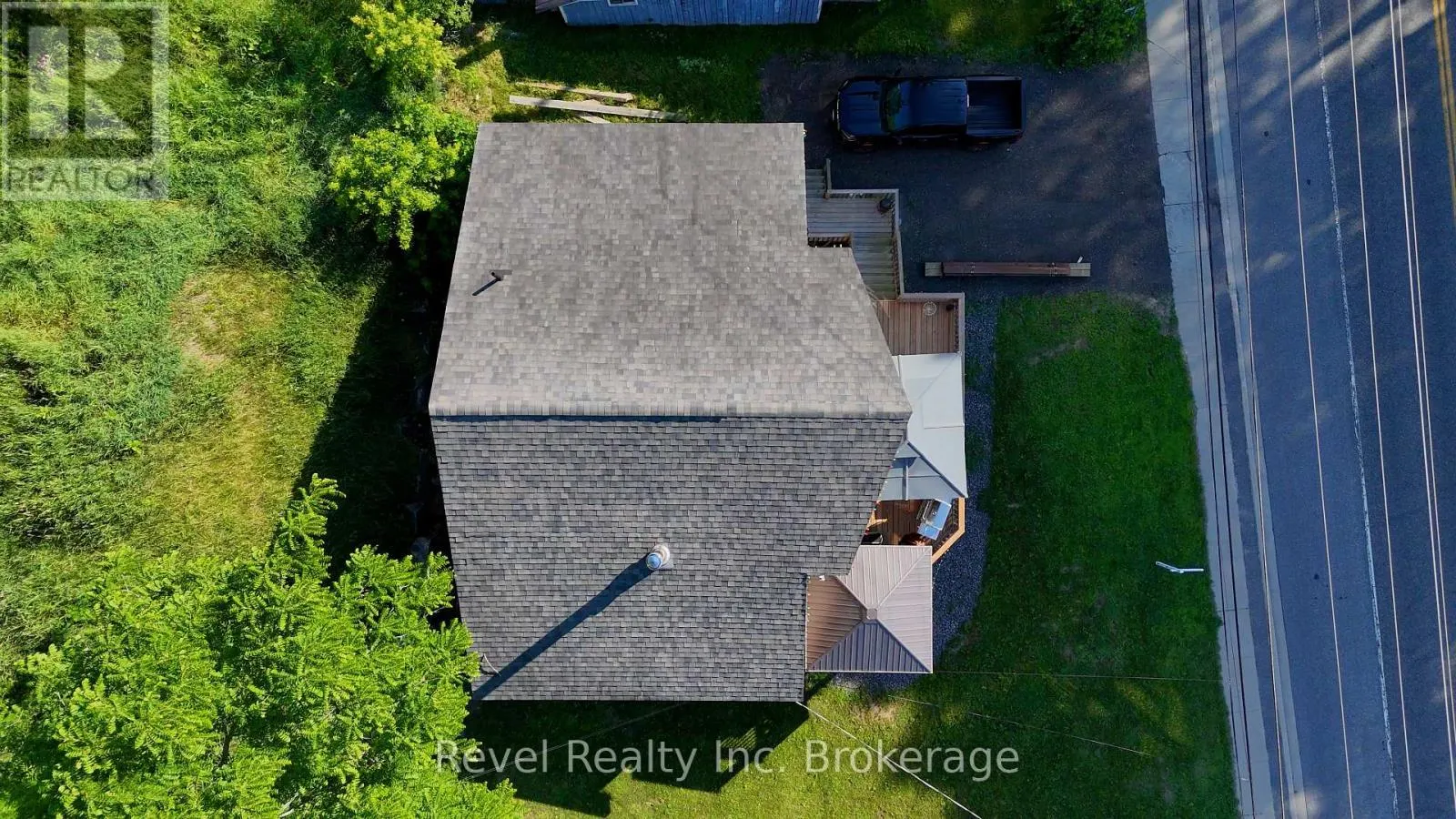 2242 HIGHWAY 124