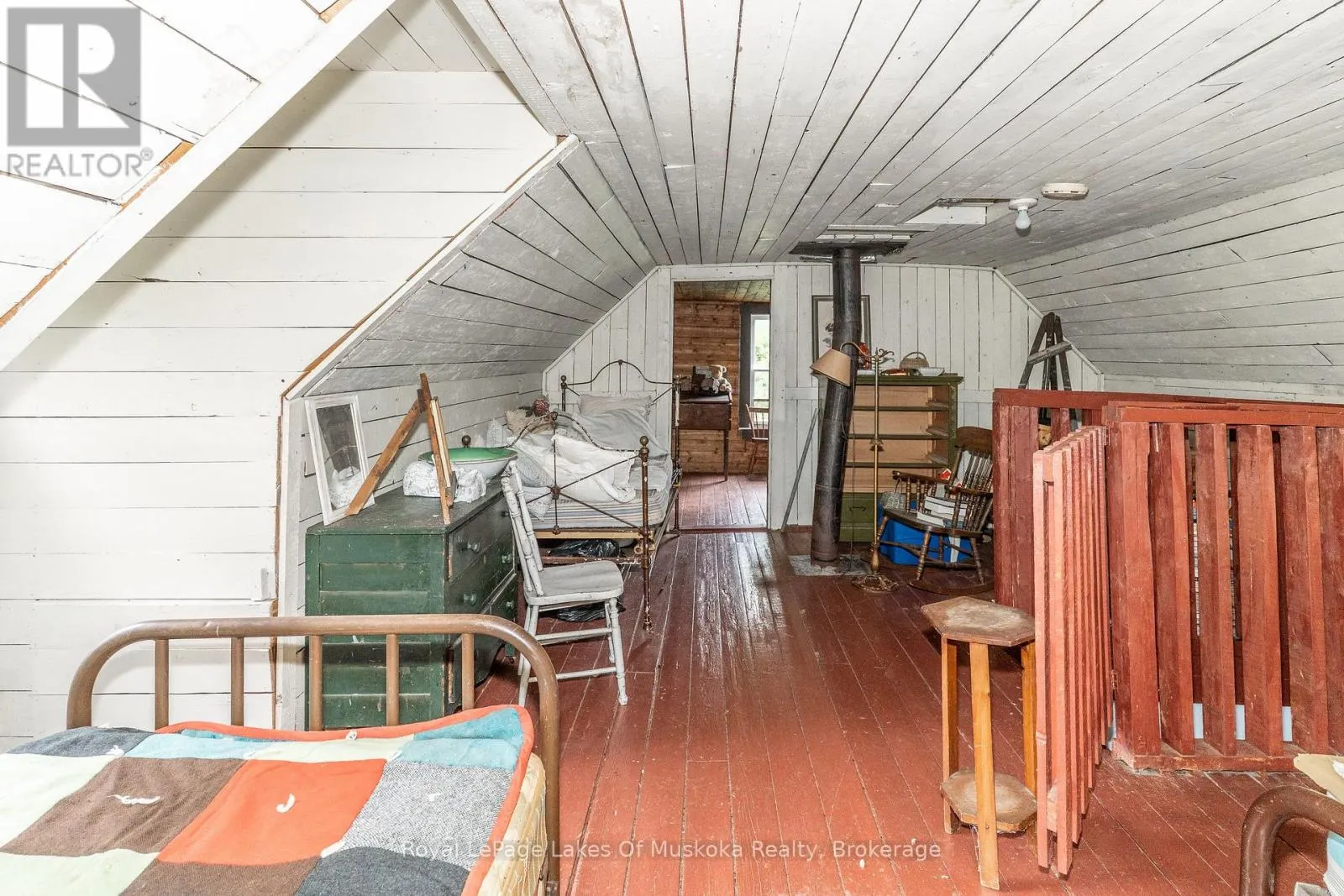 1099 WOLFKIN LAKE ROAD