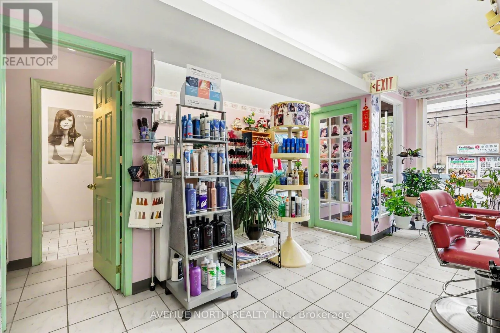 367 BOOTH STREET