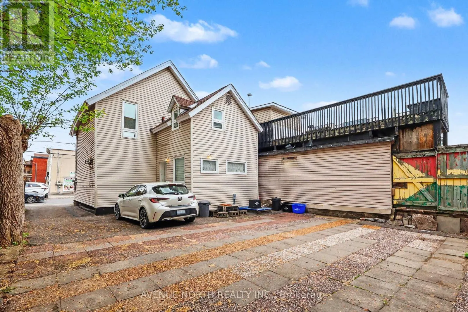 367 BOOTH STREET