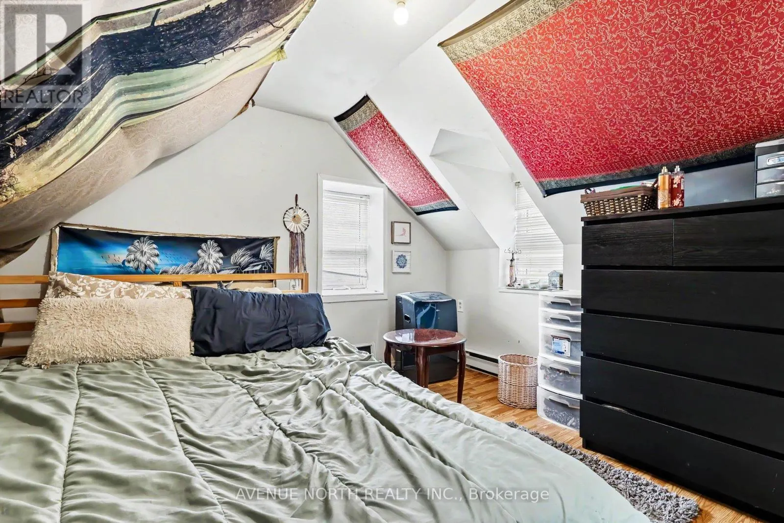 367 BOOTH STREET