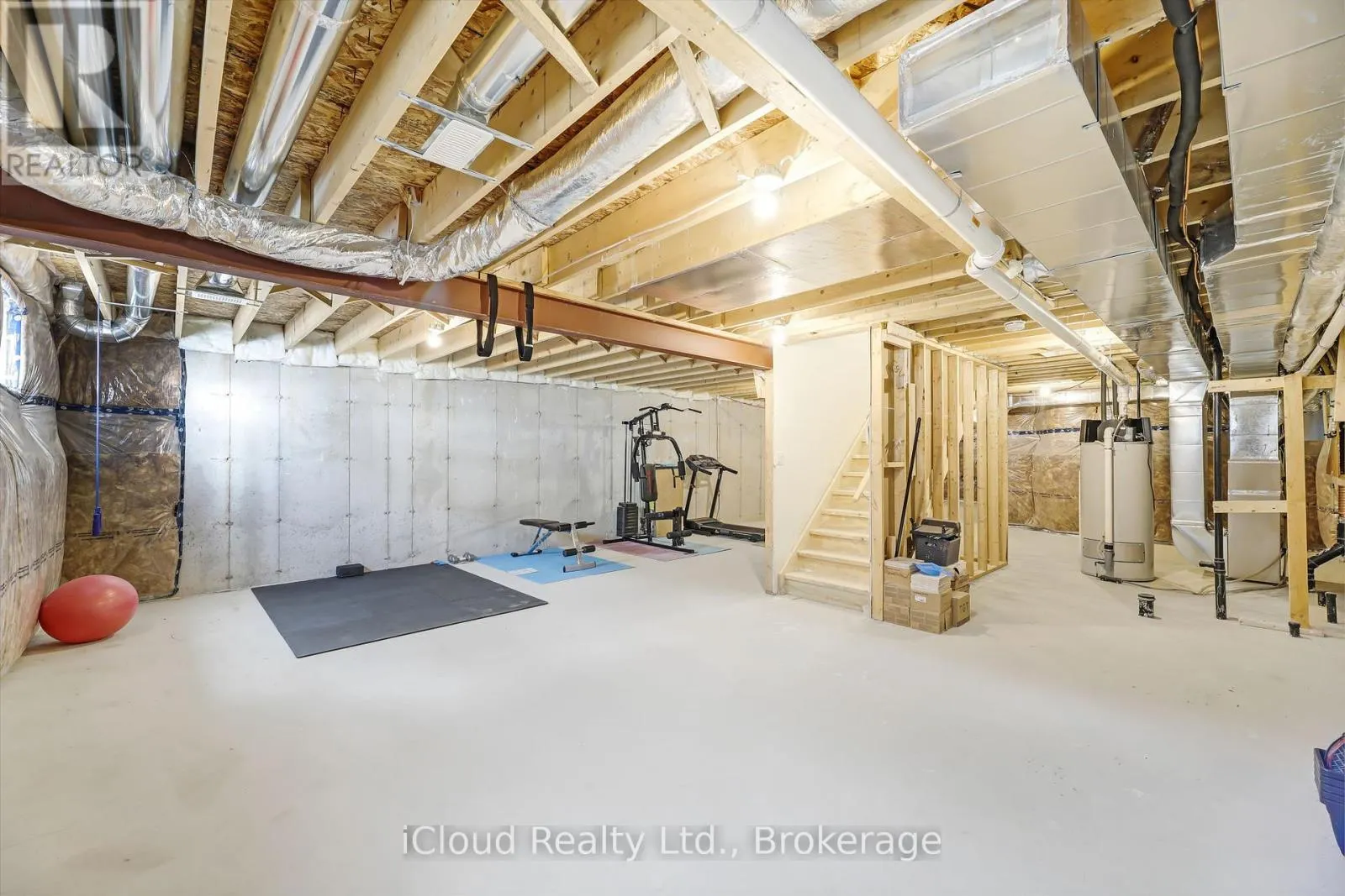 11 HARWOOD STREET
