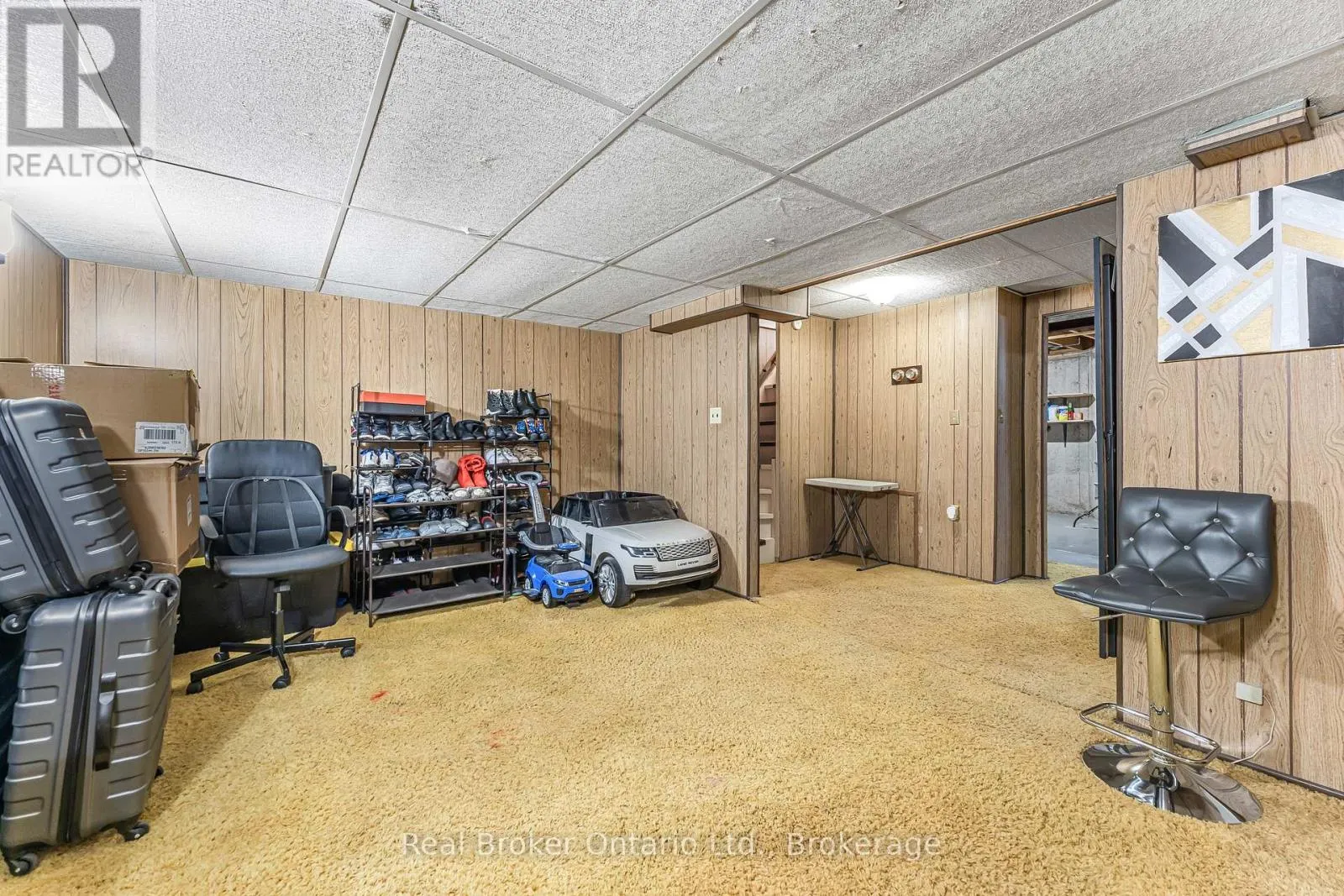 8 - 5982 DUNN STREET #8