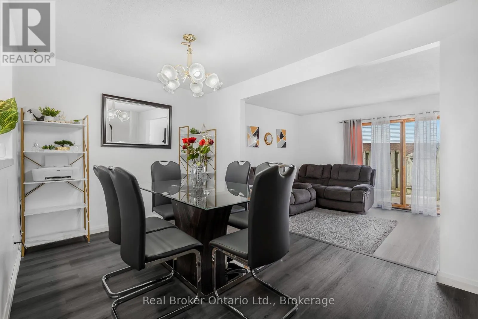 8 - 5982 DUNN STREET #8