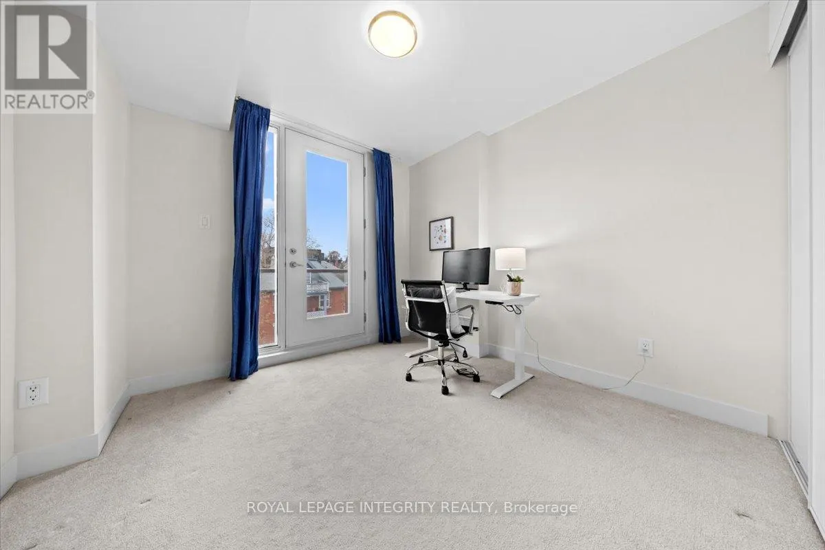 9 - 78 HOLMWOOD AVENUE