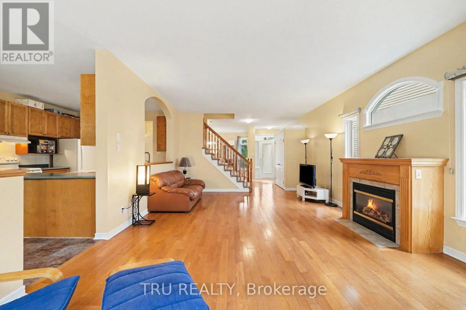 4082 OTTER TAIL CRESCENT