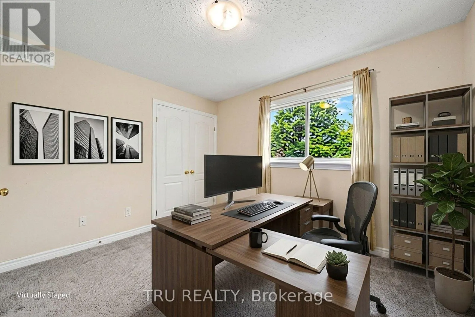 4082 OTTER TAIL CRESCENT
