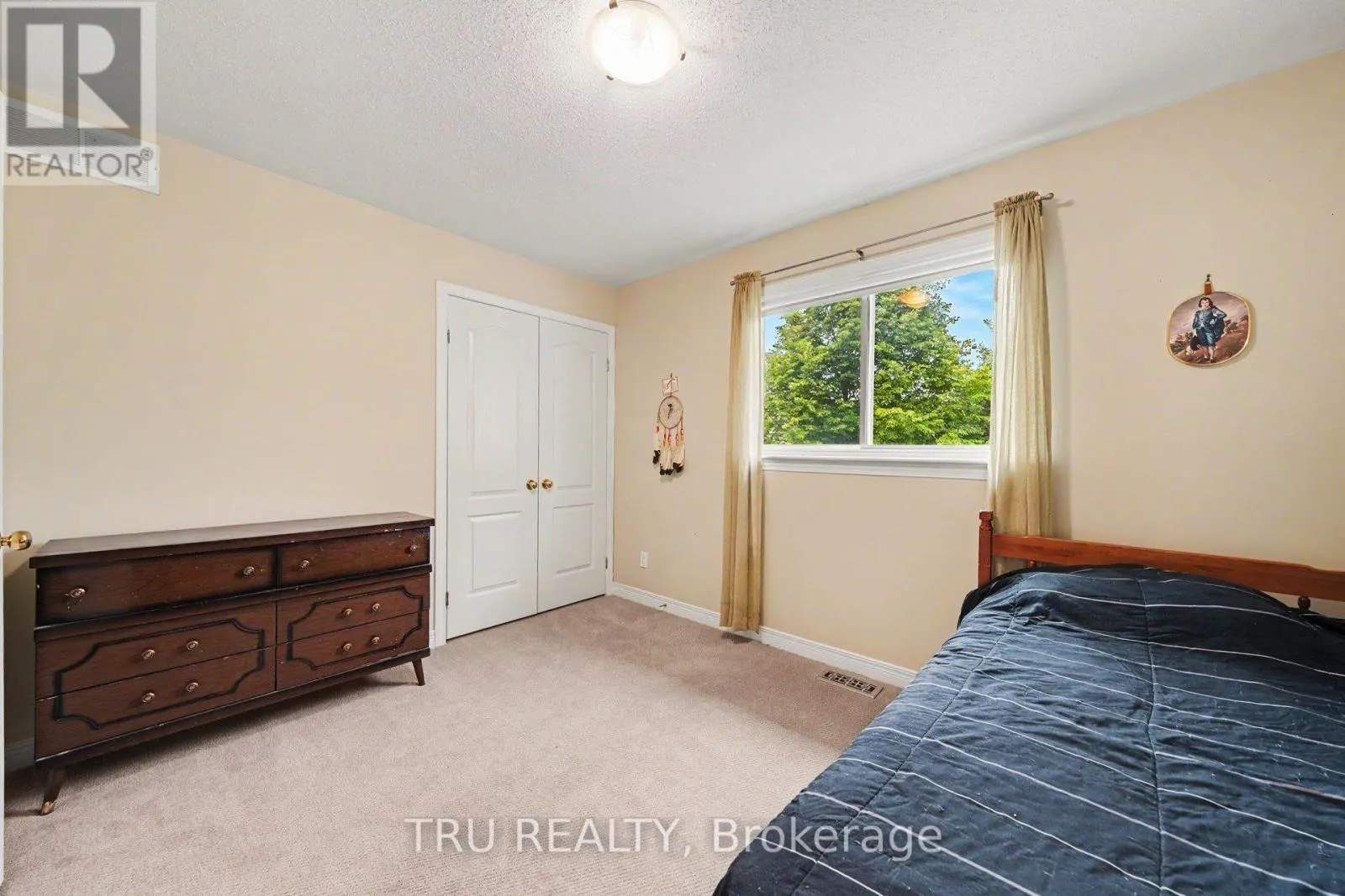 4082 OTTER TAIL CRESCENT