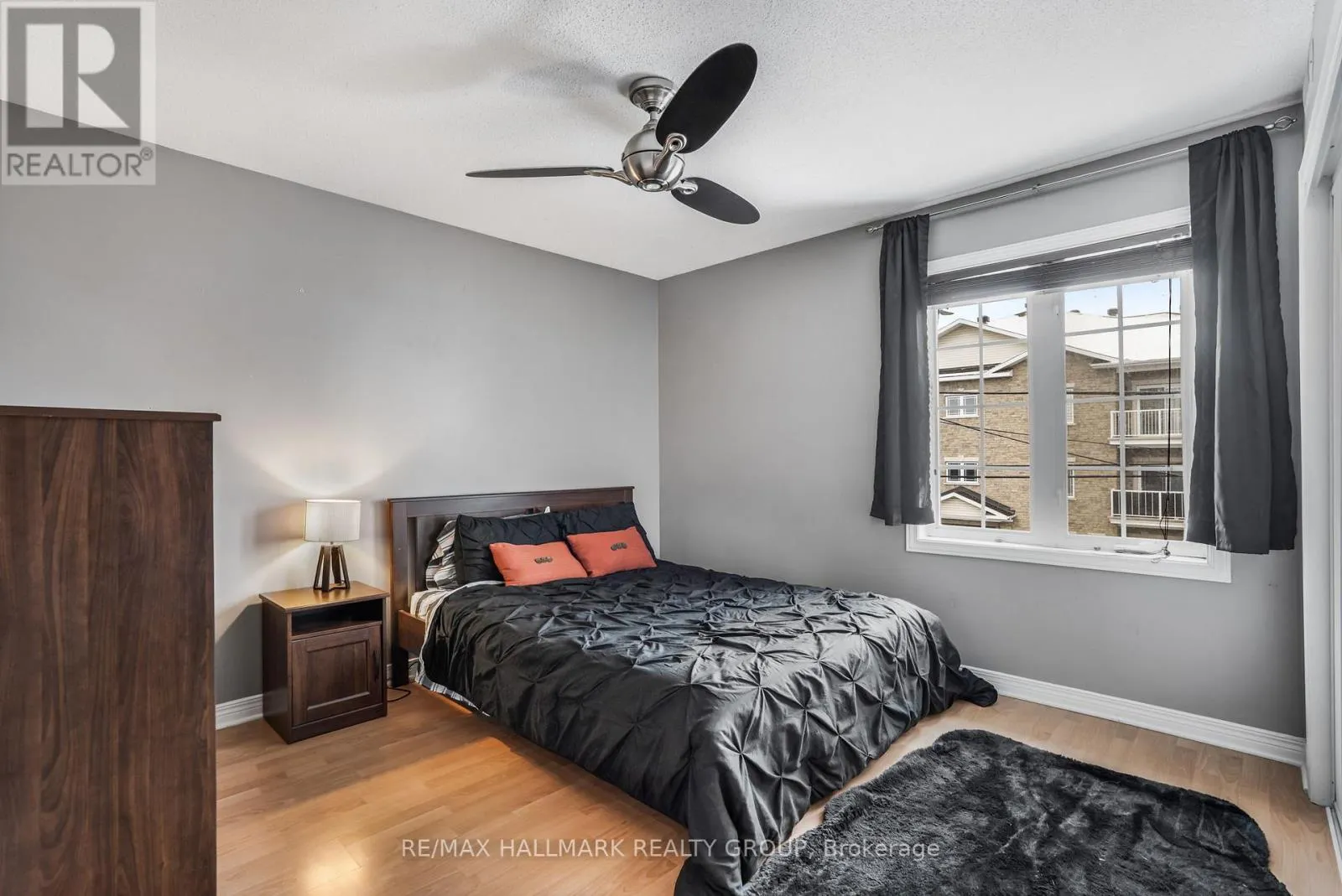 302 - 1005 LAURIER STREET