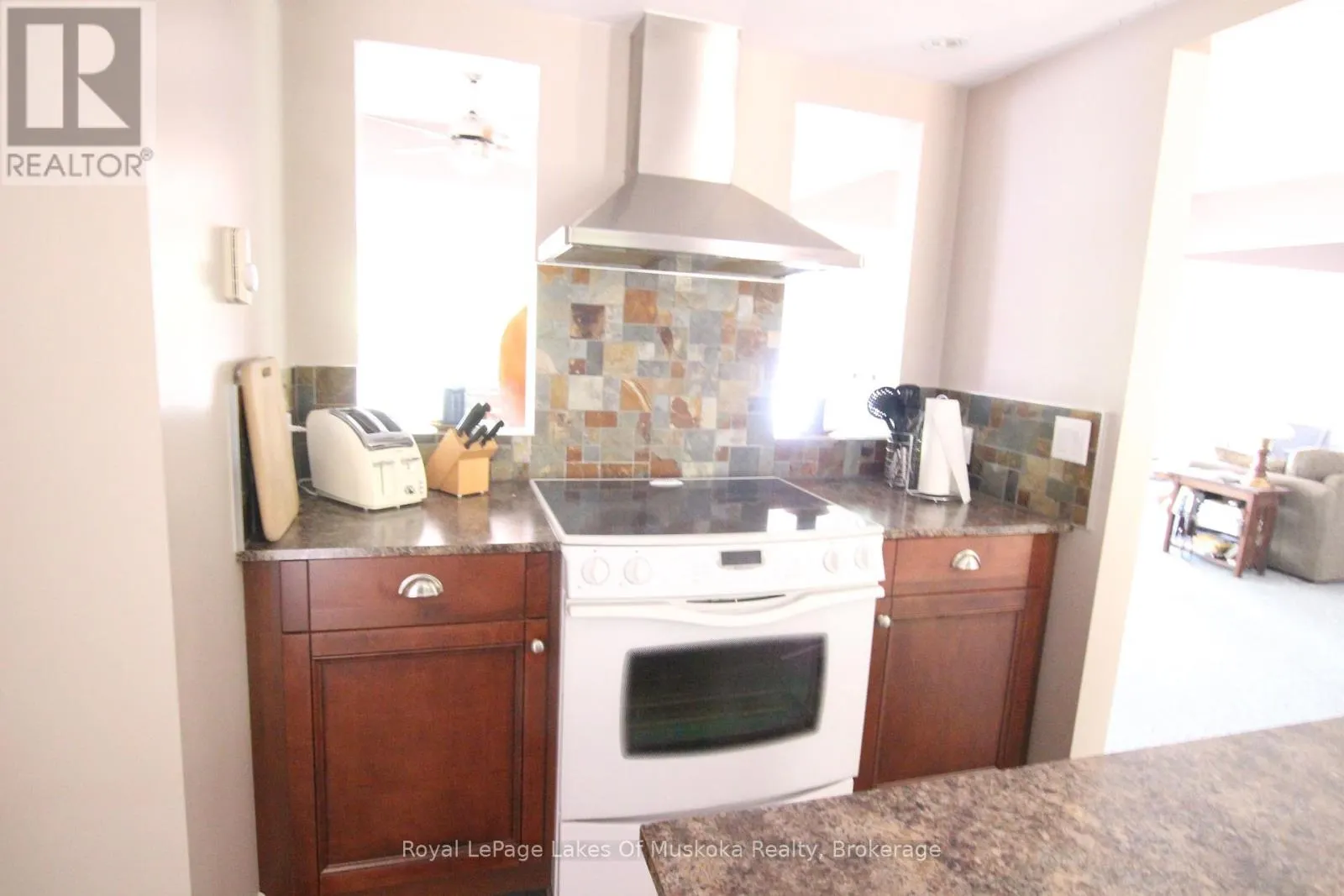 3712 BRUNEL ROAD