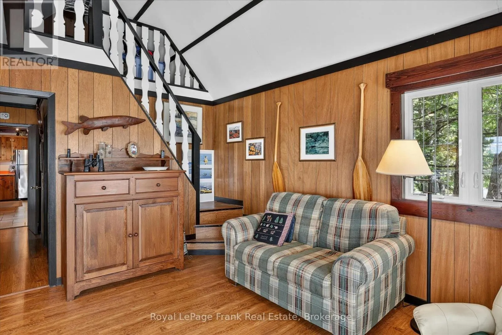 1550 ISLAND 85 STONEY LAKE