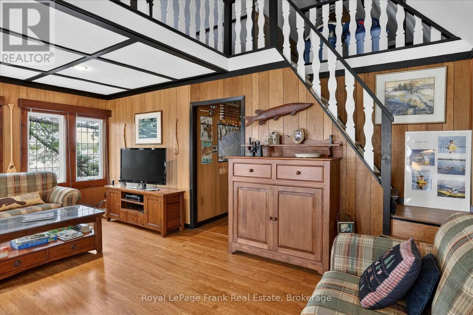 1550 ISLAND 85 STONEY LAKE