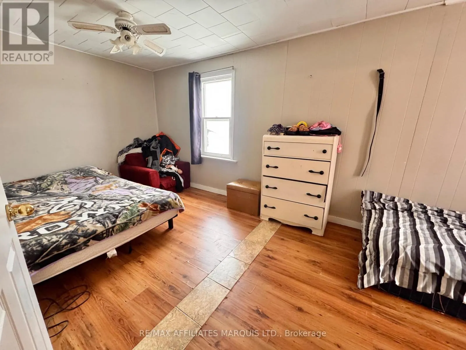 120-120A GUY STREET