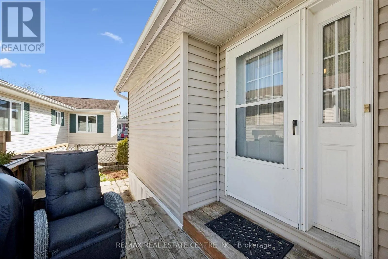 27 TRILLIUM BEACH PVT DRIVE