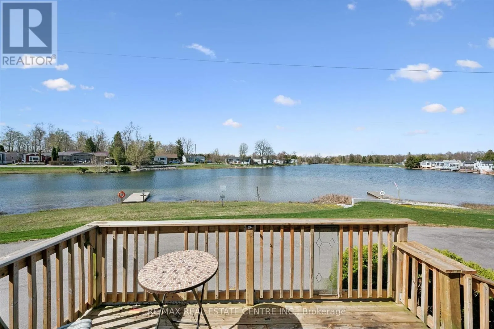 27 TRILLIUM BEACH PVT DRIVE