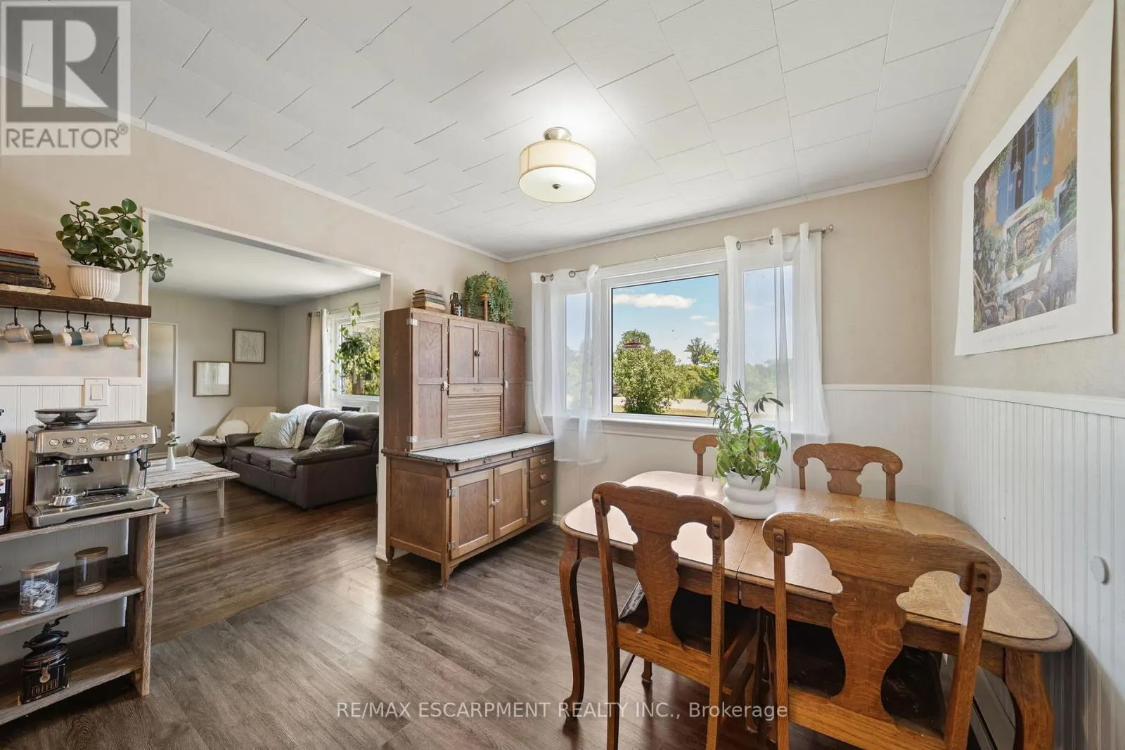 3 BOUSFIELD LANE