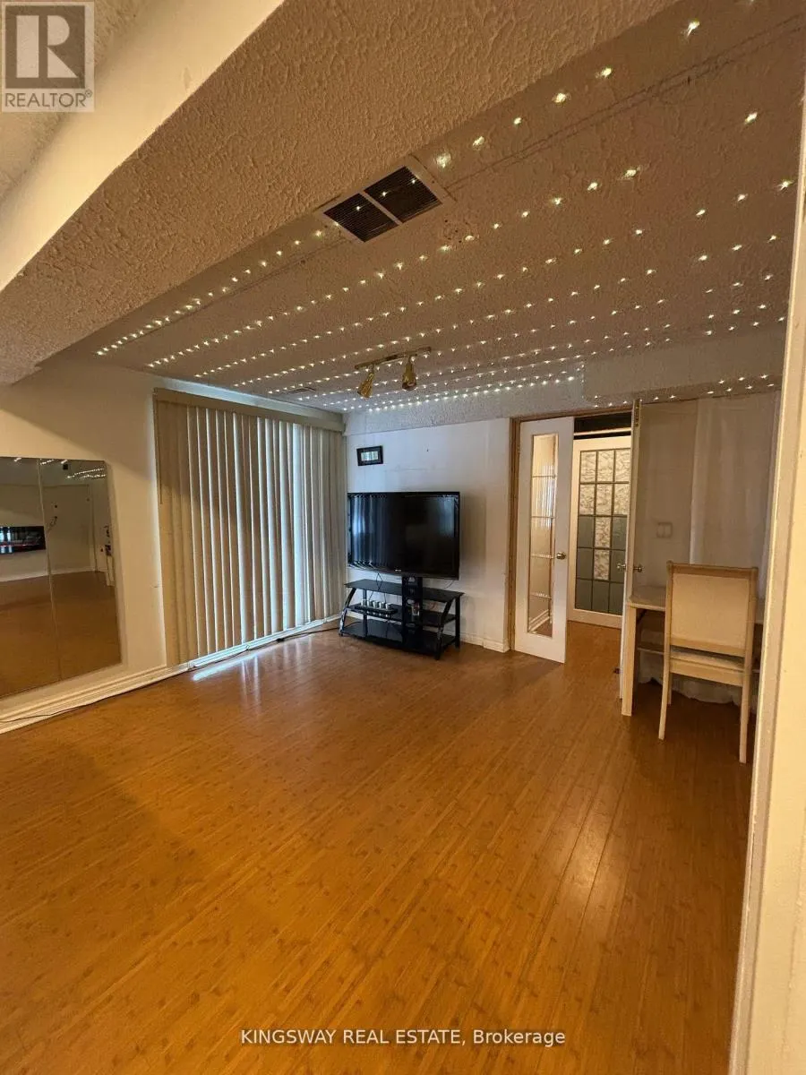 30 MOUNTAINVIEW ROAD