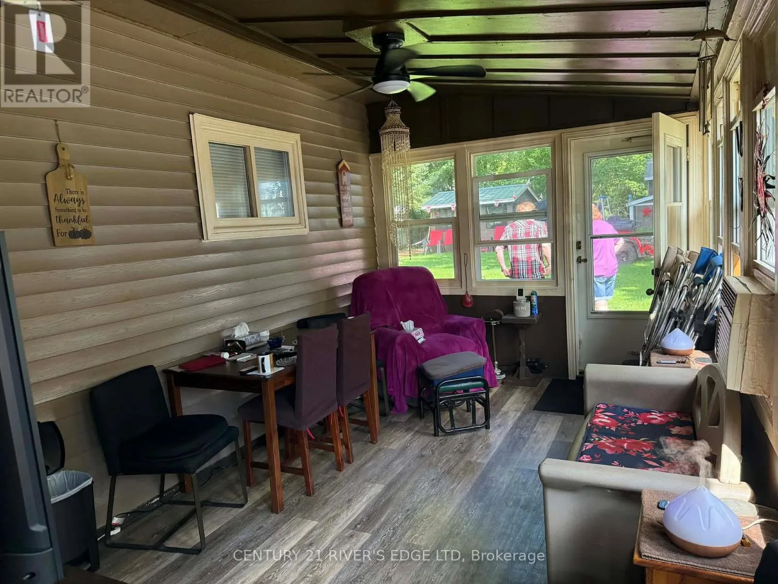 10407 HAINSVILLE ROAD