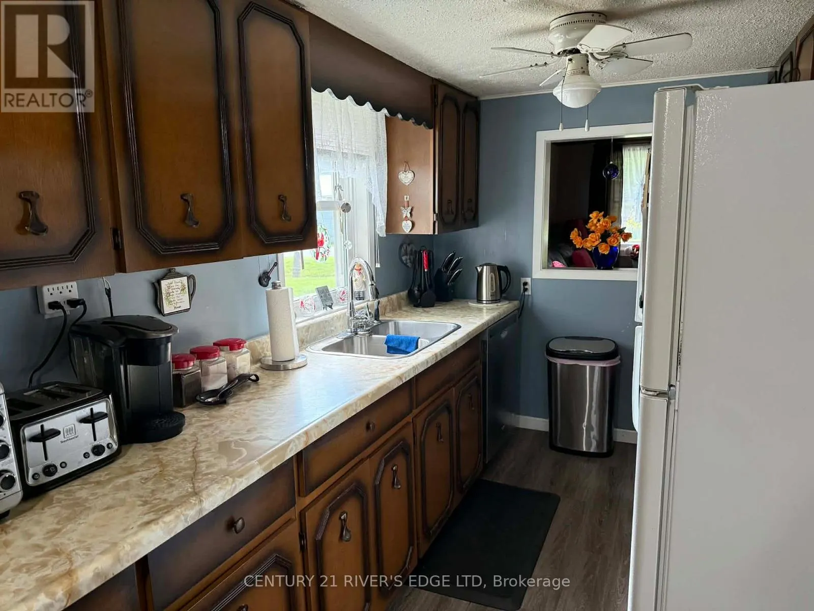 10407 HAINSVILLE ROAD