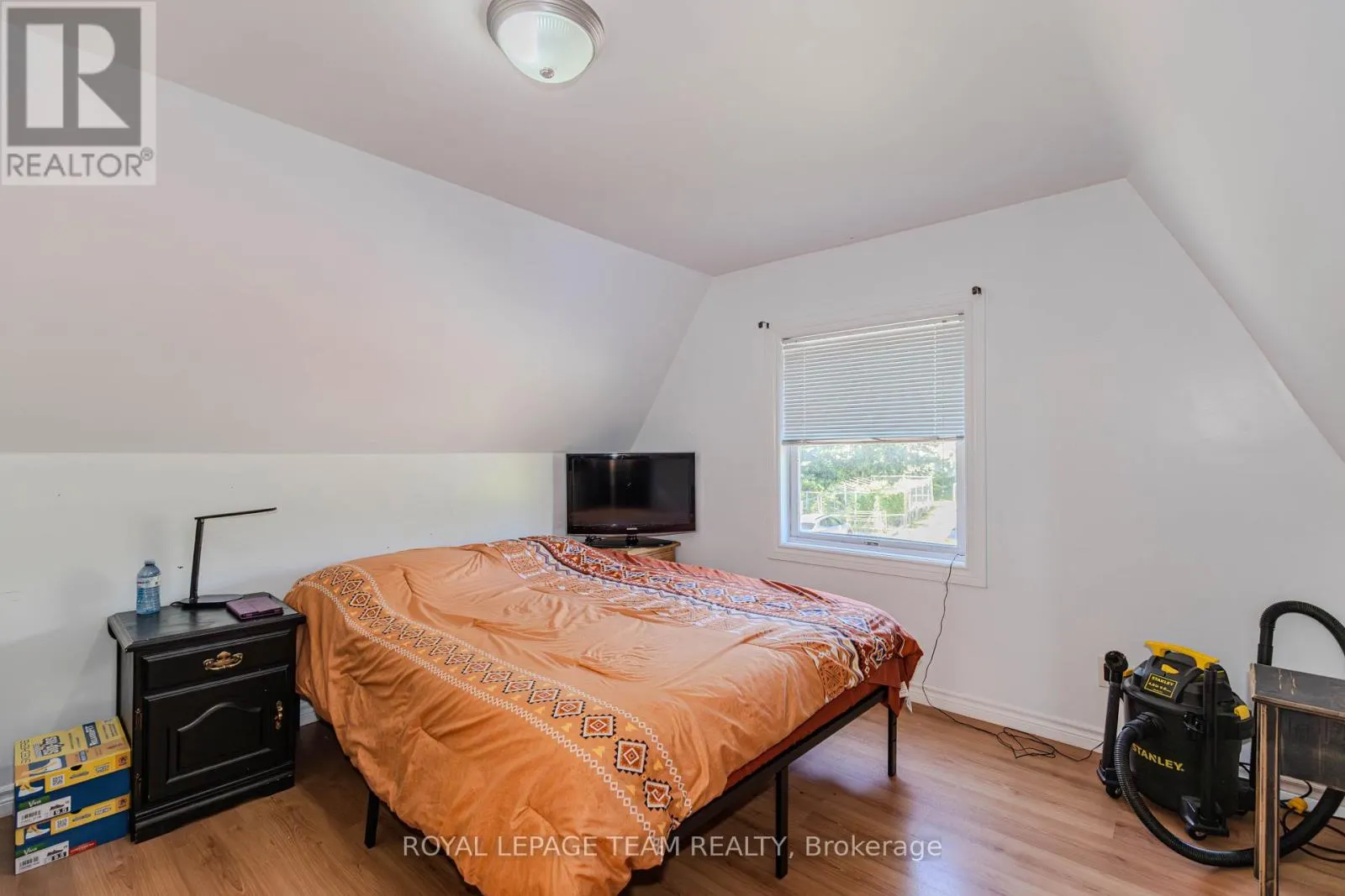 3744 CARP ROAD