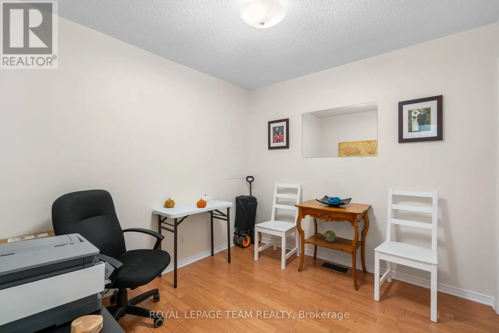 2 BILLINGS AVENUE W