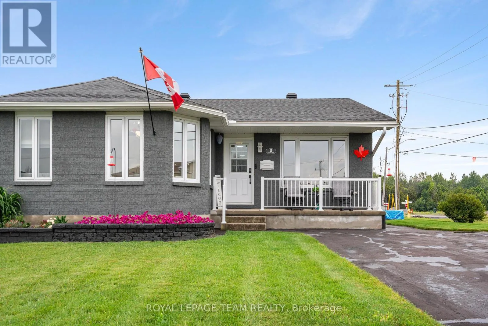 2 BILLINGS AVENUE W