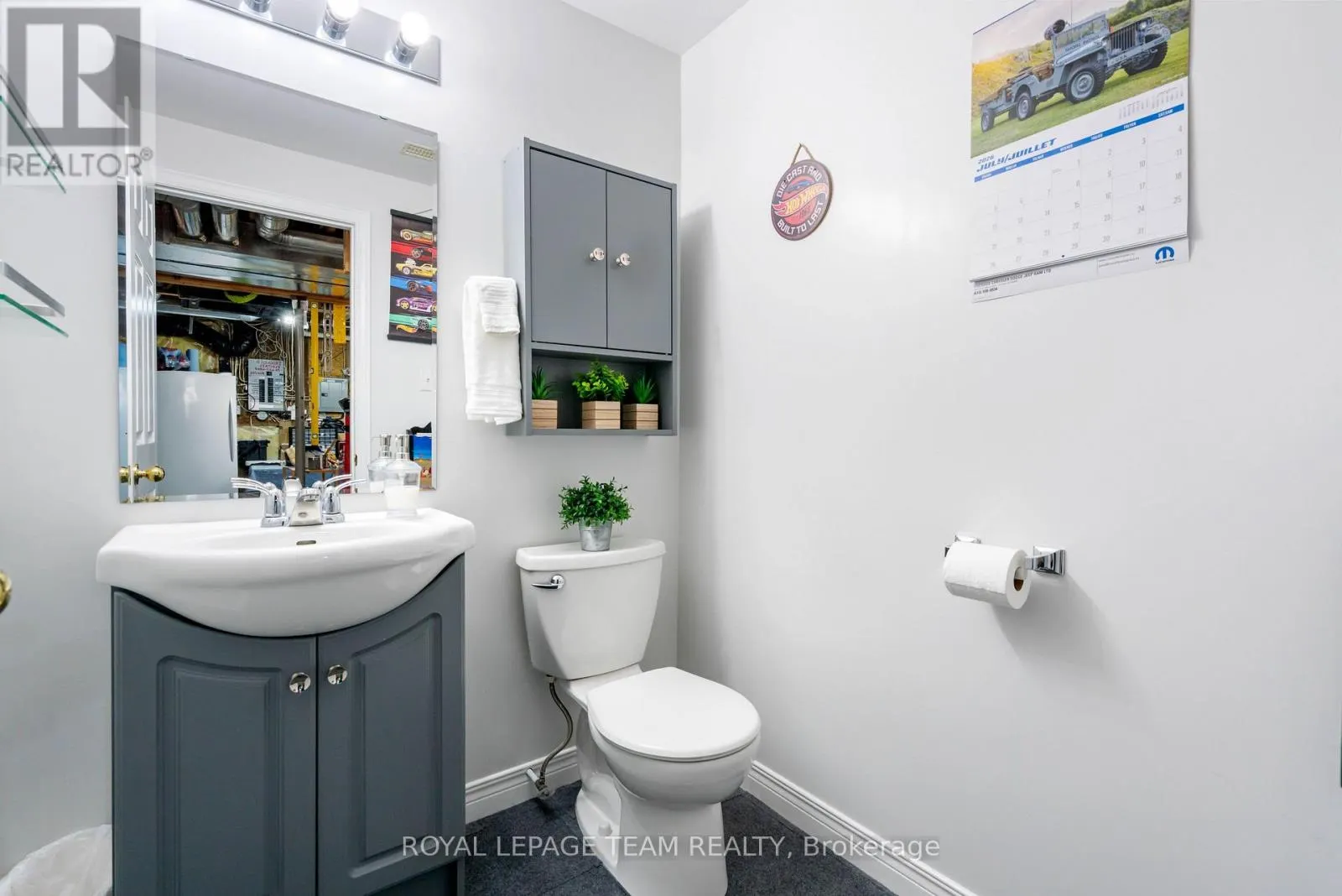 2 BILLINGS AVENUE W