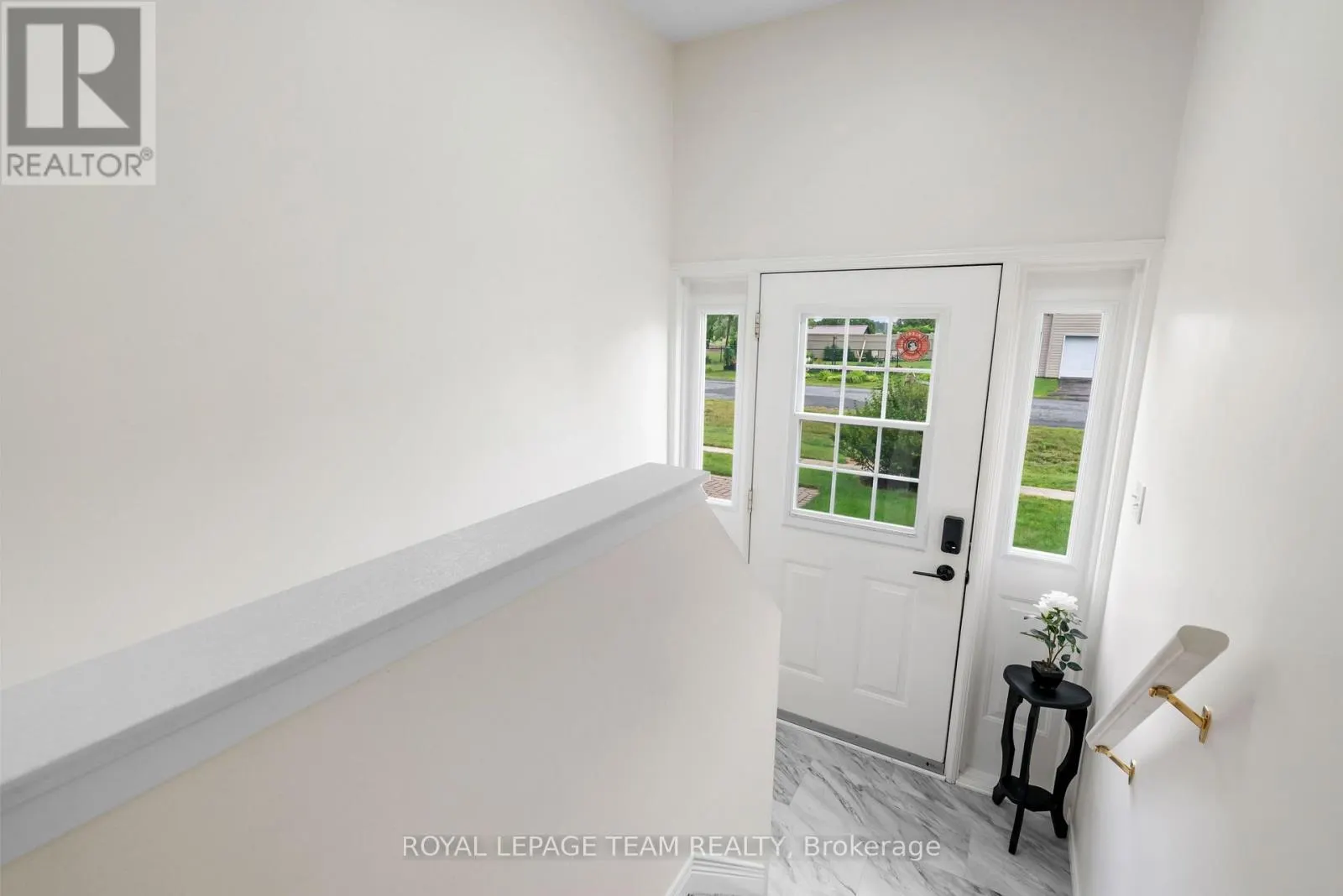 2 BILLINGS AVENUE W