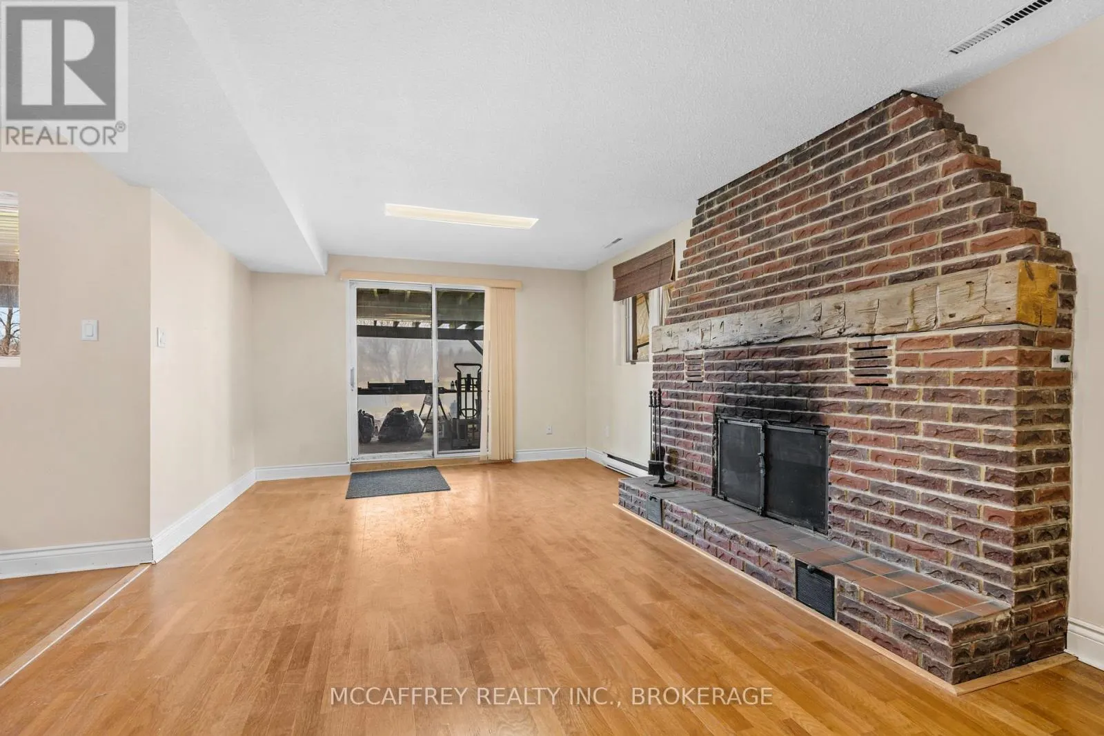 79 RIVER ROAD